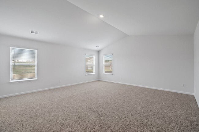 Building Photo - 340 Fenwick Dr
