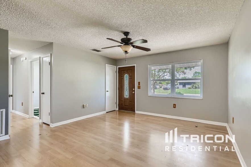 Building Photo - 36437 Bristol Cir