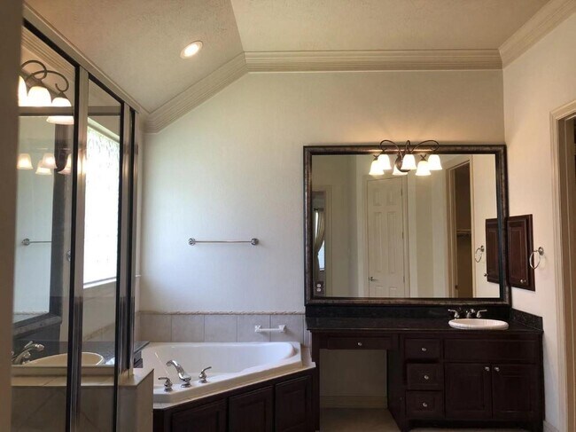 Building Photo - 8311 Cabrillo Landing Ct