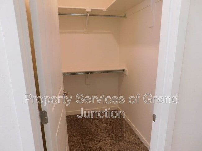 Building Photo - 2364 Canyon Ct