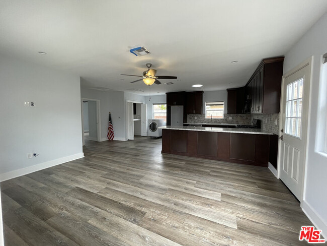 Building Photo - 4817 W 133rd St