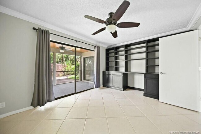 Building Photo - 4181 SW Egret Pond Terrace