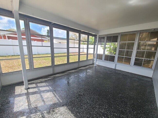 Building Photo - 3443 Martell St