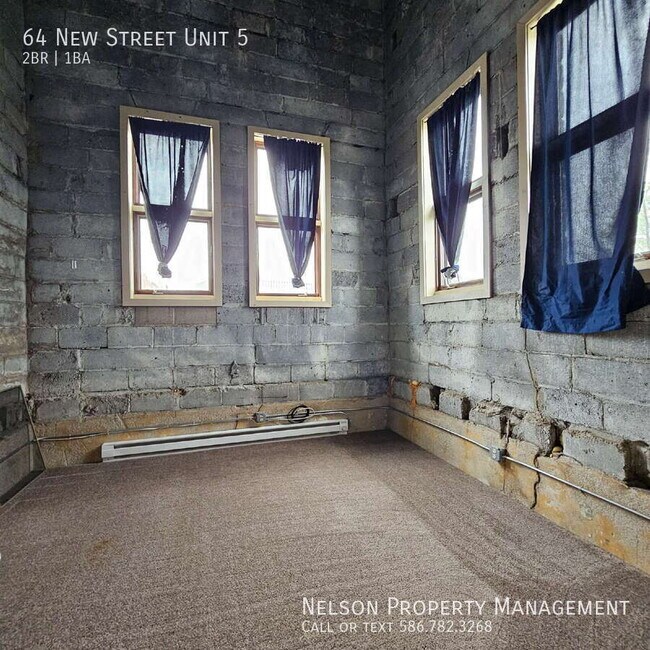 Building Photo - 64 New St