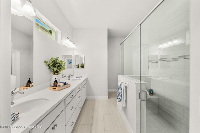 Building Photo - 7969 Cache Crk Ln