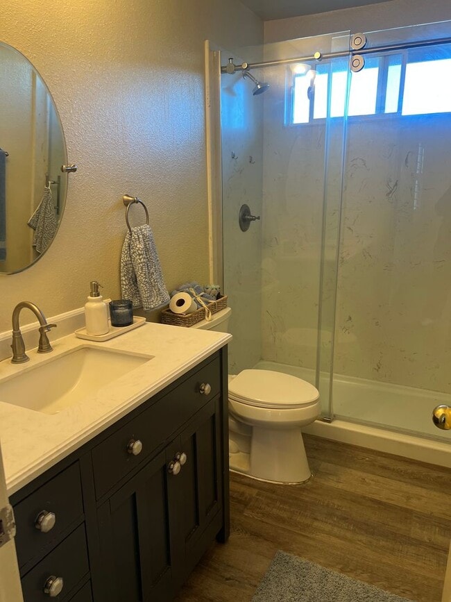 Building Photo - Charming Home in Las Palmas Community