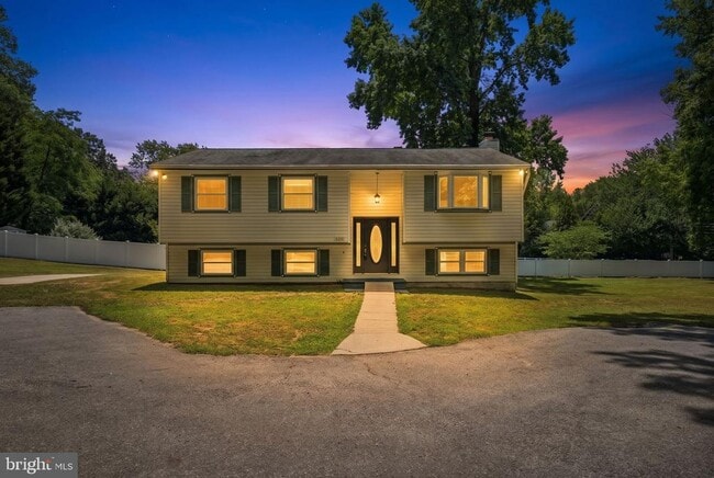 Building Photo - 1365 Moyer Rd