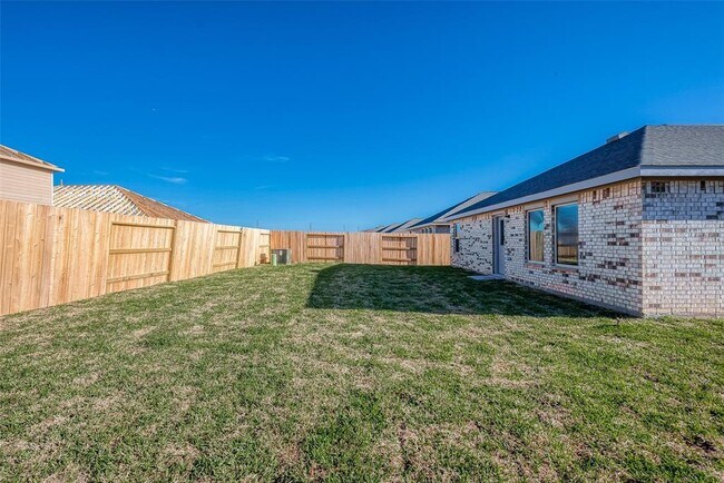Building Photo - 5107 Sunvalley Bend Dr