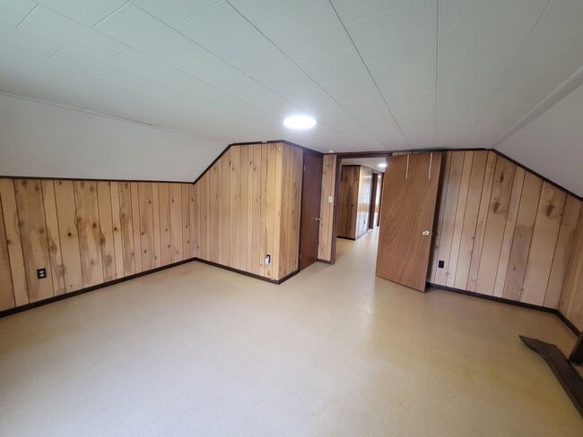 Building Photo - 5 Bedroom Home in Usk, WA