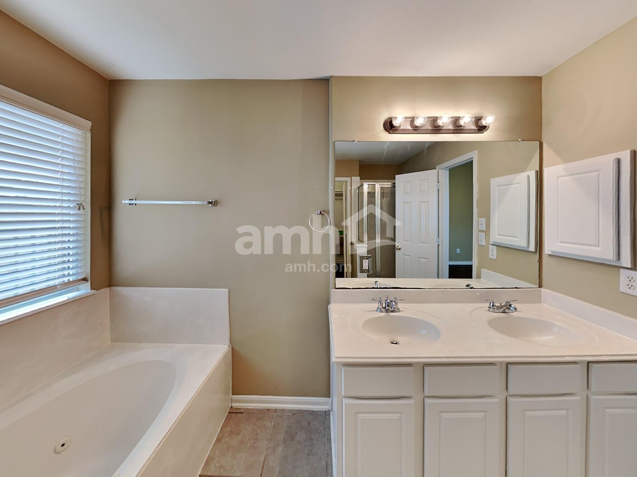 Building Photo - 21711 Prairie Spring Ln