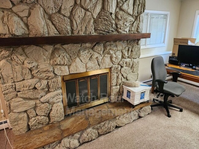 Building Photo - 3890 Caravelle Dr