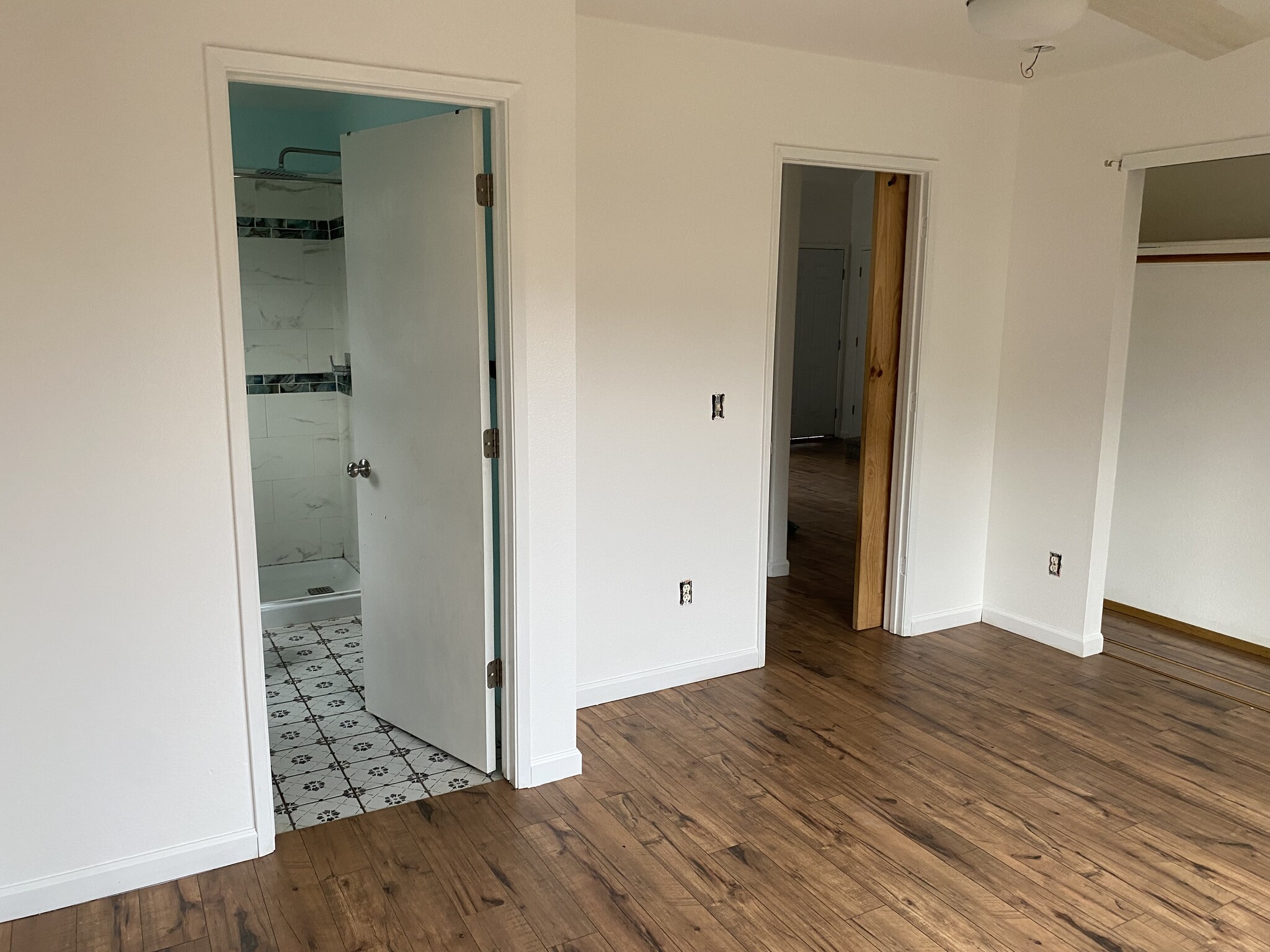 Master bedroom - 1253 Ravenshoe Way