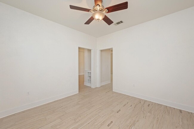 Building Photo - 113 Perimeter Pl