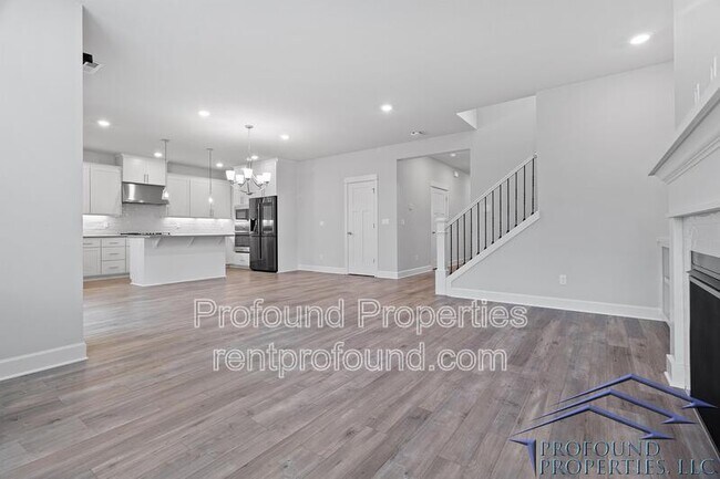 Building Photo - 17323 SW Kite Ln