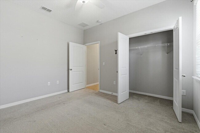 Building Photo - 145 Waterside Cir