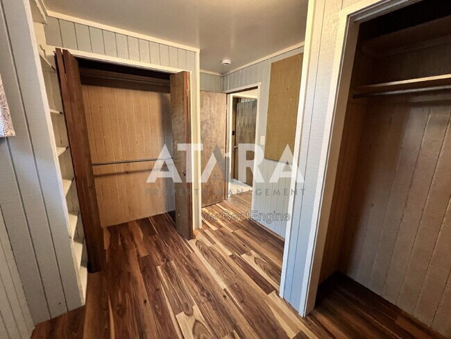 Building Photo - 270 2020 N