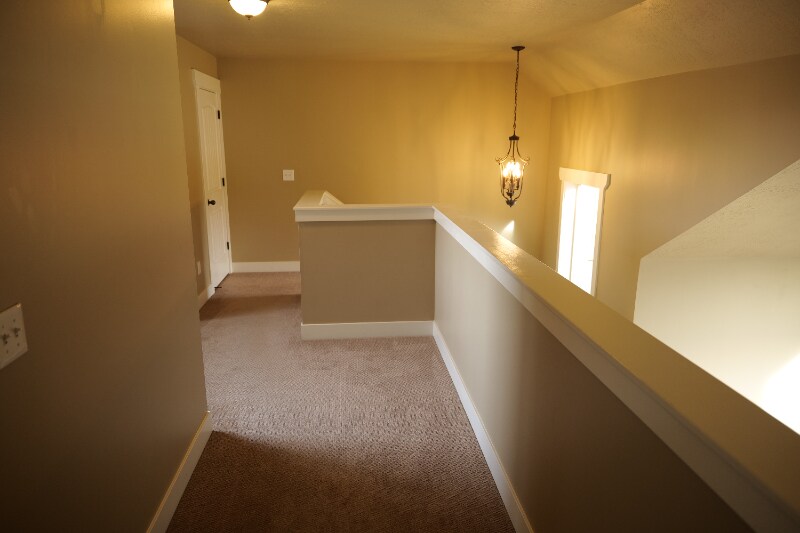 Building Photo - 713 Mystic Creek Way