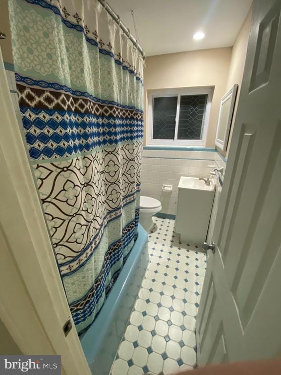 Building Photo - 3164 Cedar St