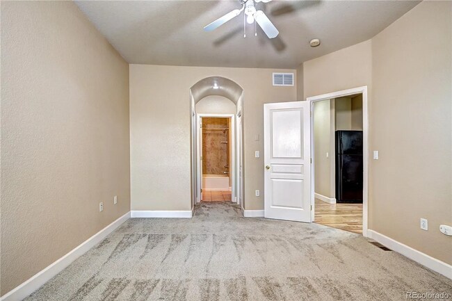 Building Photo - 3 bed / 2.5 bath duplex in Castle Rock!! -18 month lease preferred