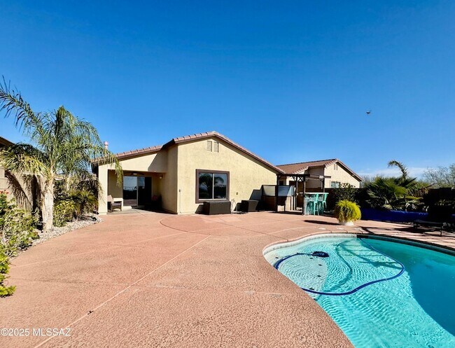 Building Photo - 12361 N Globe Mallow Pl