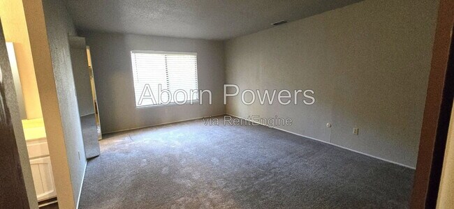 Building Photo - 3174 Shawnee Ct