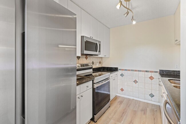 Building Photo - 2229 22nd Way