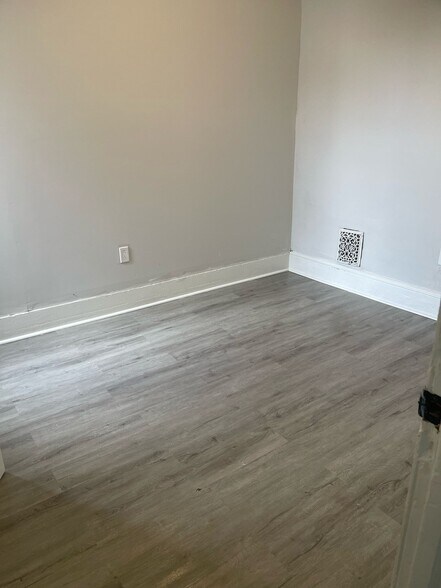 Building Photo - 54 N Farson St