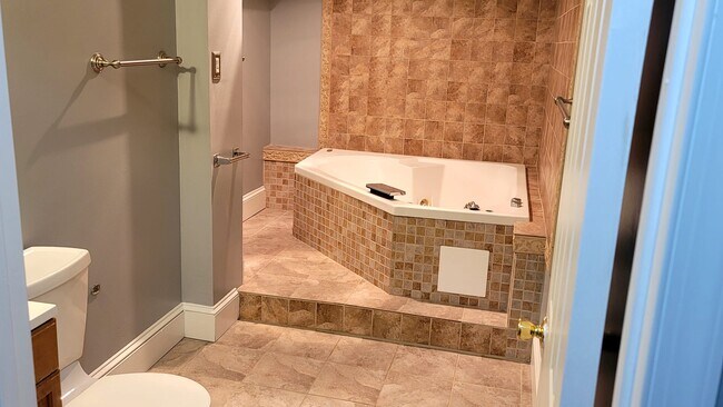 Building Photo - 9258 Red Cart Ct