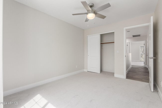 Building Photo - 9611 S 50th St