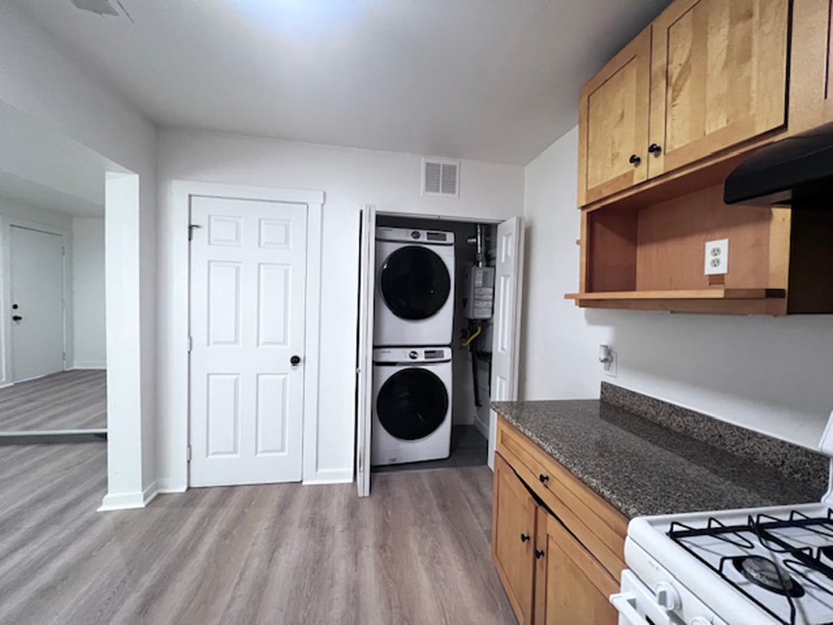 Building Photo - 699 30th St