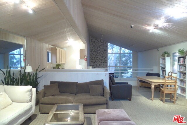 Building Photo - 26664 Seagull Way