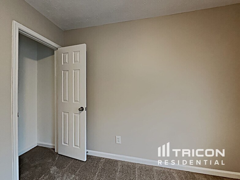 Building Photo - 1454 Glenfield Dr
