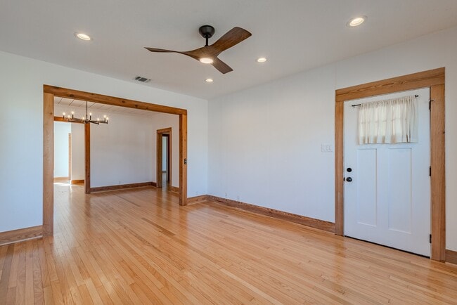 Building Photo - 6706 Fisher Rd