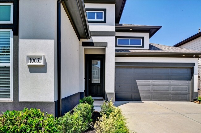 Building Photo - 10631 Hidden Rock Dr