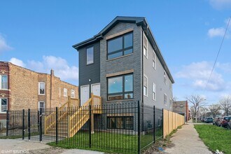 Building Photo - 1101 N Lawndale Ave