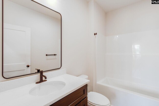 Building Photo - 2516 Richland St