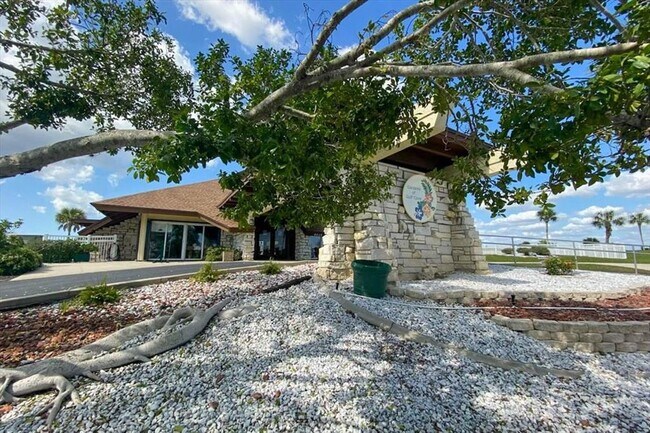 Building Photo - 6628 Thorman Rd