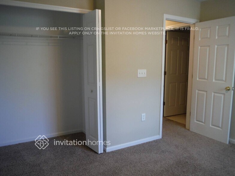 Building Photo - 12341 Deersong Dr