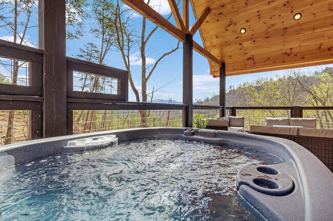 Building Photo - 2125 Rising Fawn Way