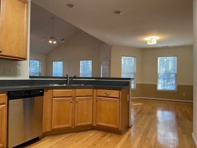 Building Photo - 4257 Falcon Creek Dr