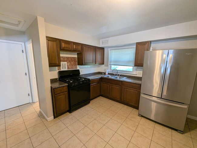 Primary Photo - 1451 Widefields Ln