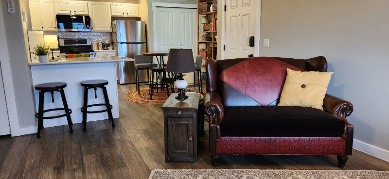 Building Photo - 2240 Baxter Ln