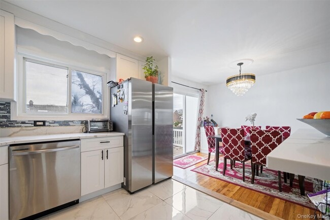 Building Photo - 3 Ozone Pl