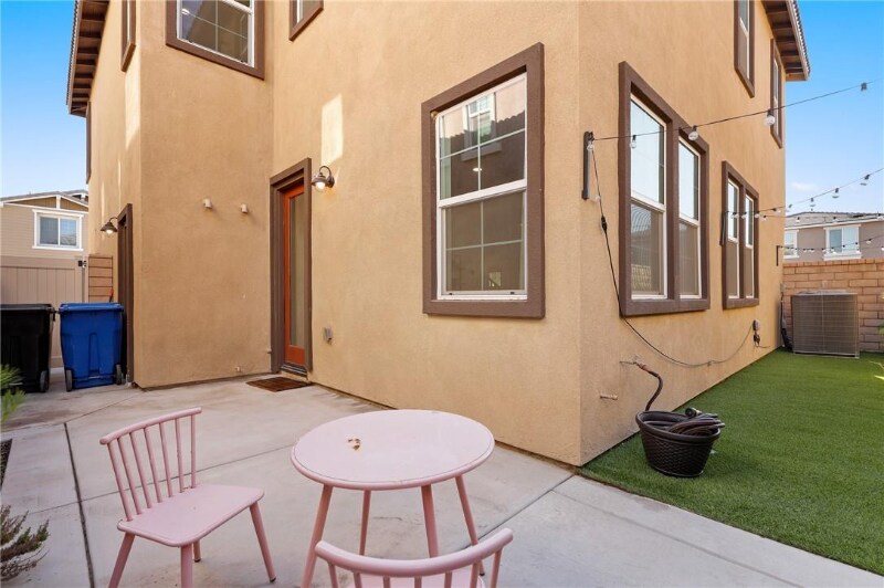 Building Photo - 2983 S Halton Paseo