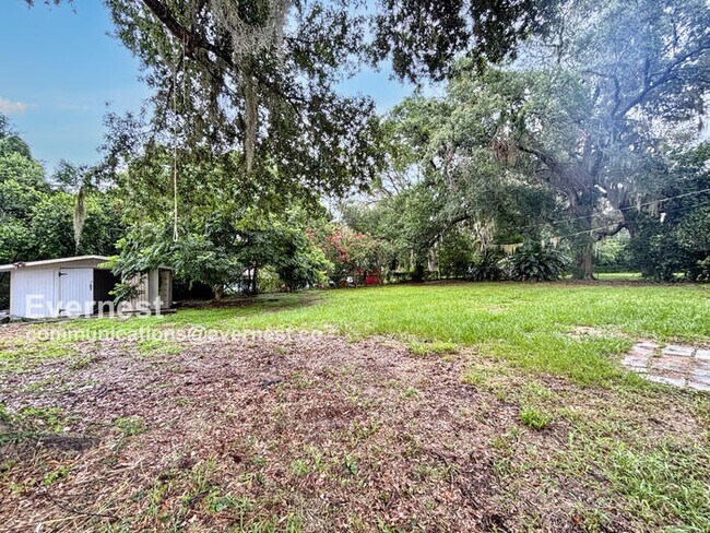 Building Photo - 1131 N Magnolia Cir