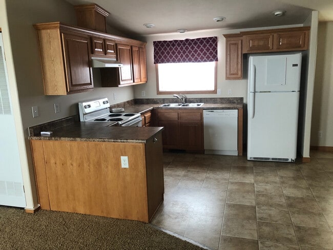 Building Photo - Great single family home for RENT in Belfield