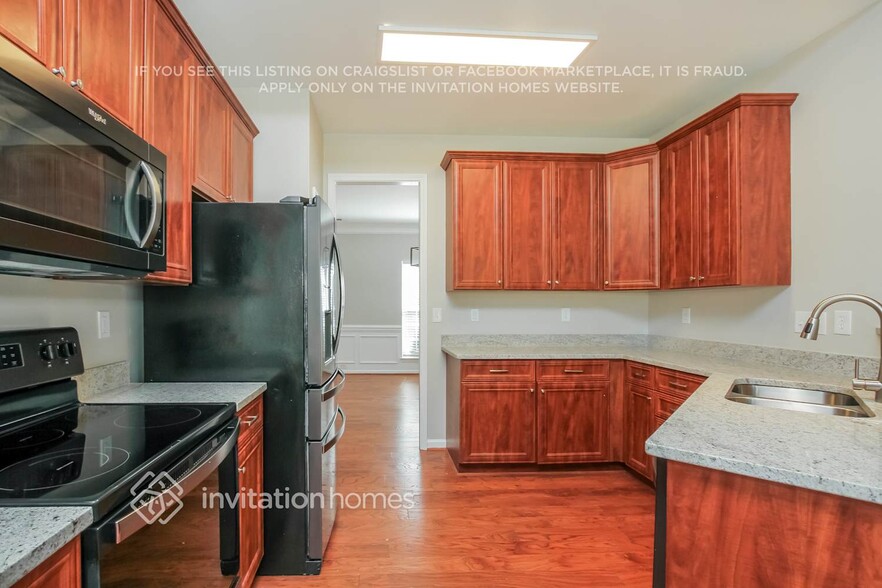 Building Photo - 113 Akerman Pl