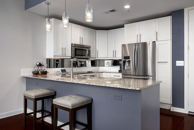 Building Photo - 2608 Museum Way