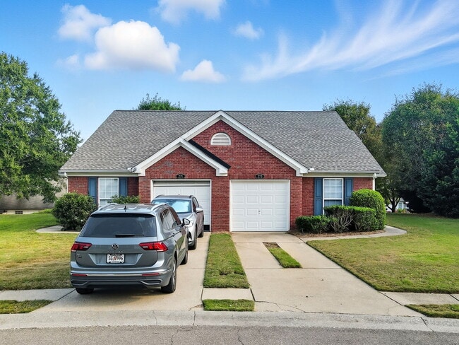 Building Photo - 273 Cottonwood Creek Cir