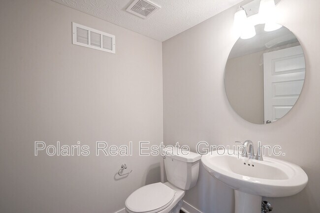 Building Photo - 8239 Bostic Dr